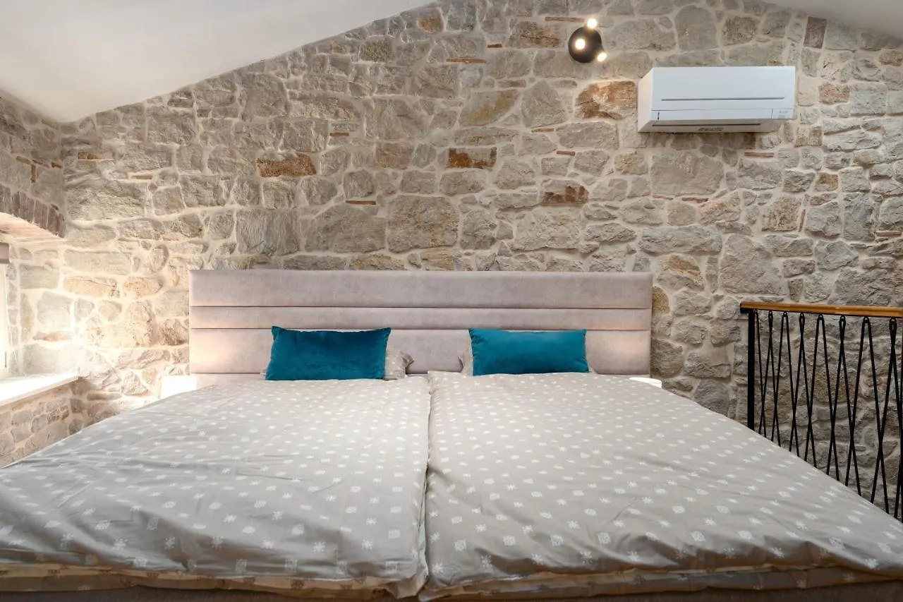 Apartments Casanova Orsera 0*,